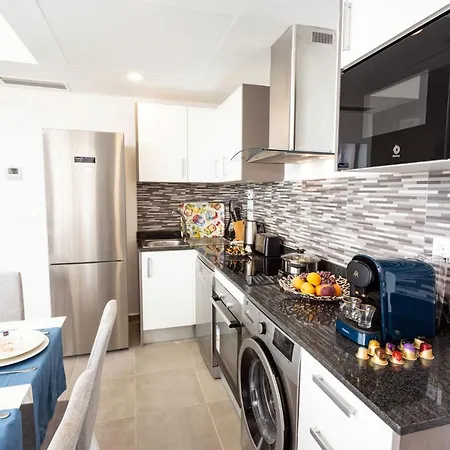 Calpe Beach アパート カルプ